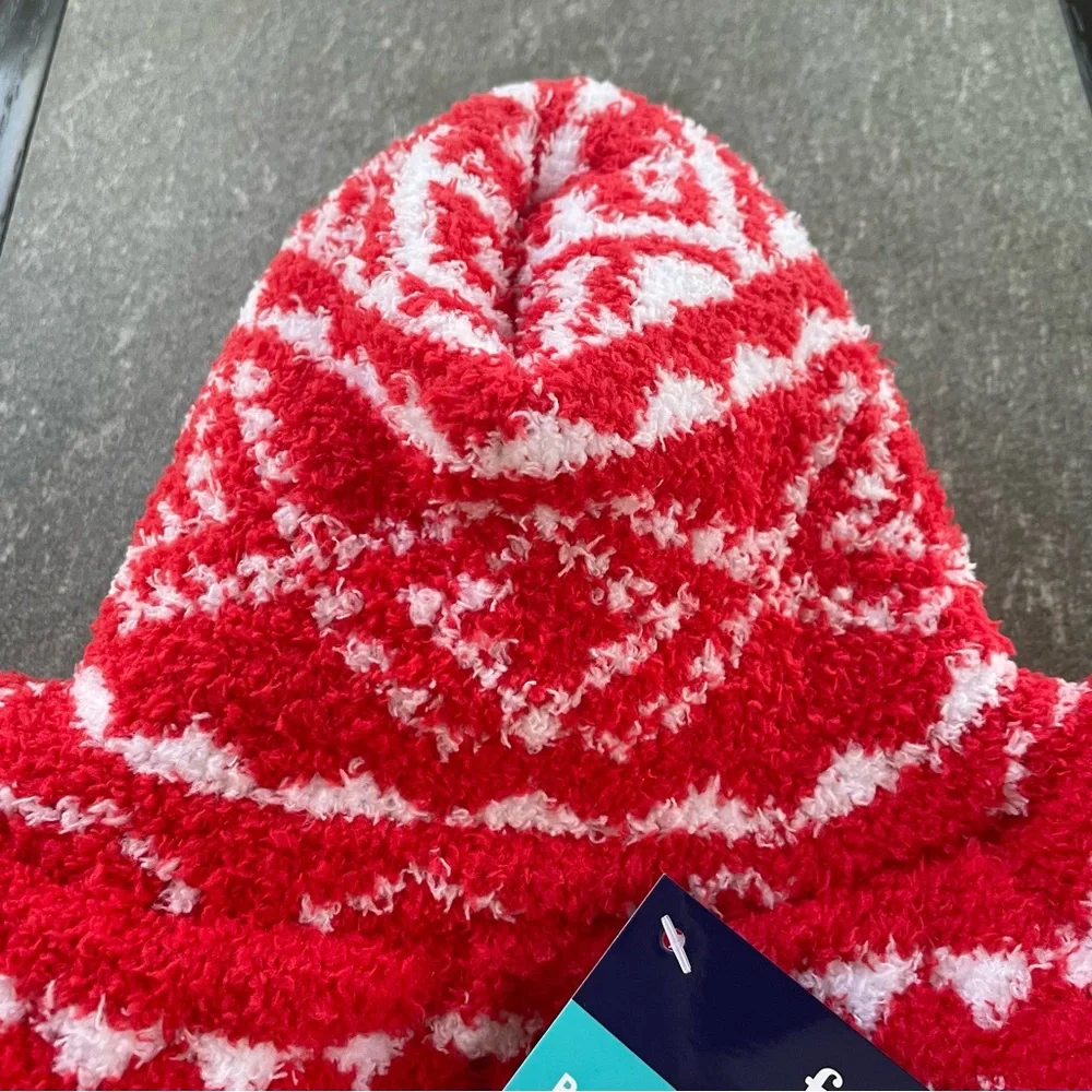 NWT Red and White Patterned Cat and Small Dog Sweater